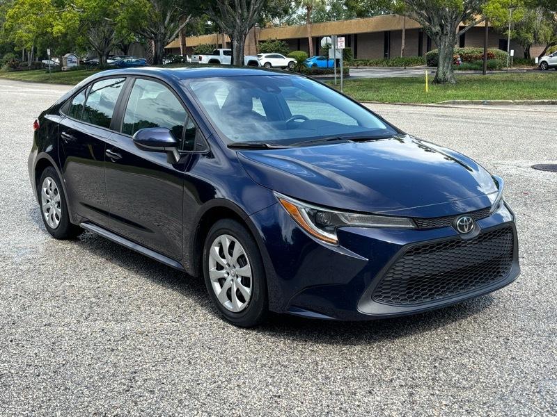 Toyota Corolla LE 2022