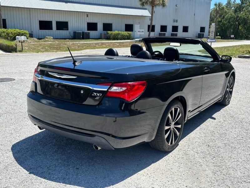 Chrysler 200 S Convertible 2013