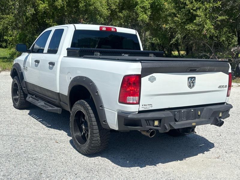 RAM 1500 Tradesman Quad Cab 4WD 2017