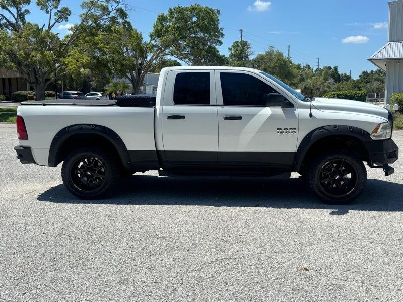 RAM 1500 Tradesman Quad Cab 4WD 2017
