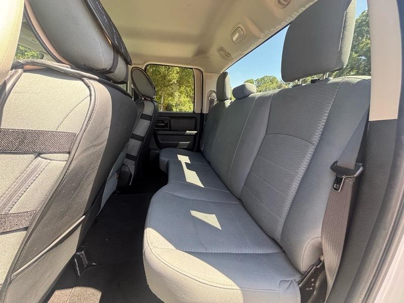 RAM 1500 Tradesman Quad Cab 4WD 2017