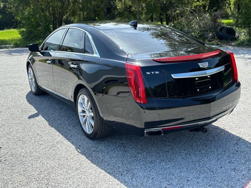 Cadillac XTS Luxury 2017