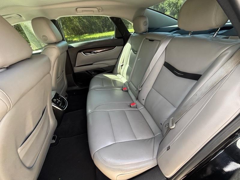 Cadillac XTS Luxury 2017