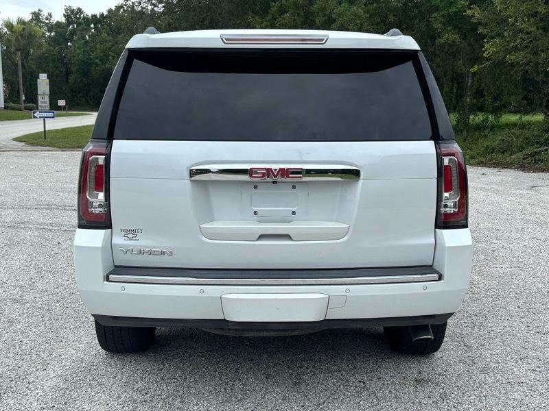 GMC Yukon Denali  2017