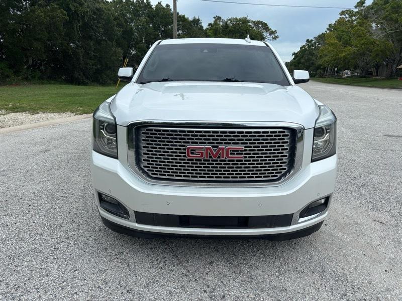 GMC Yukon Denali  2017