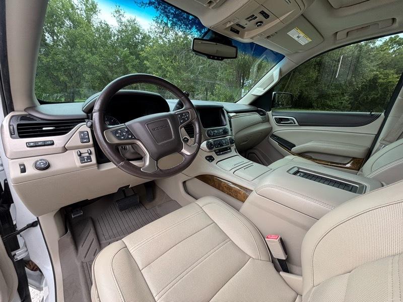 GMC Yukon Denali  2017