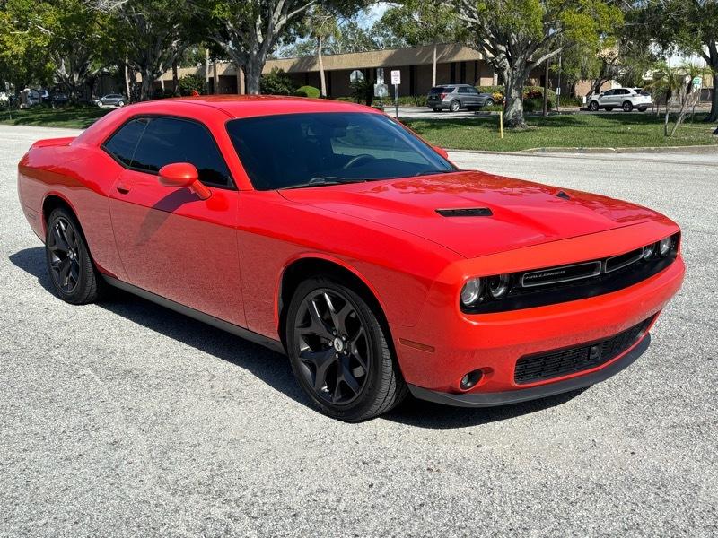 Dodge Challenger SXT Plus 2018