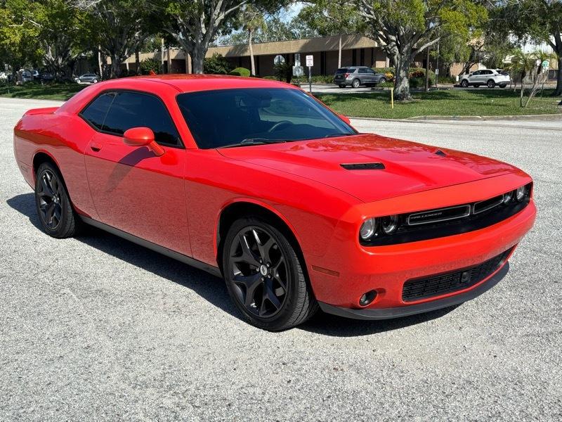 Dodge Challenger SXT Plus 2018