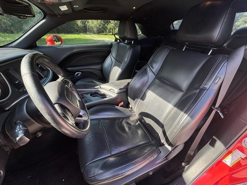 Dodge Challenger SXT Plus 2018