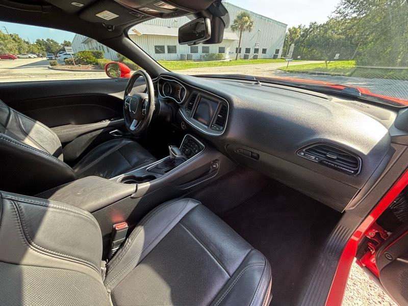Dodge Challenger SXT Plus 2018