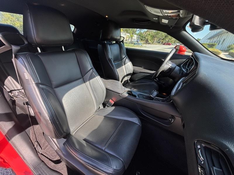 Dodge Challenger SXT Plus 2018