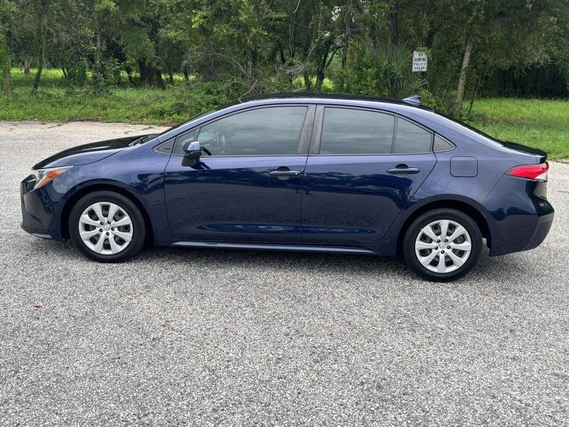 Toyota Corolla LE 2021