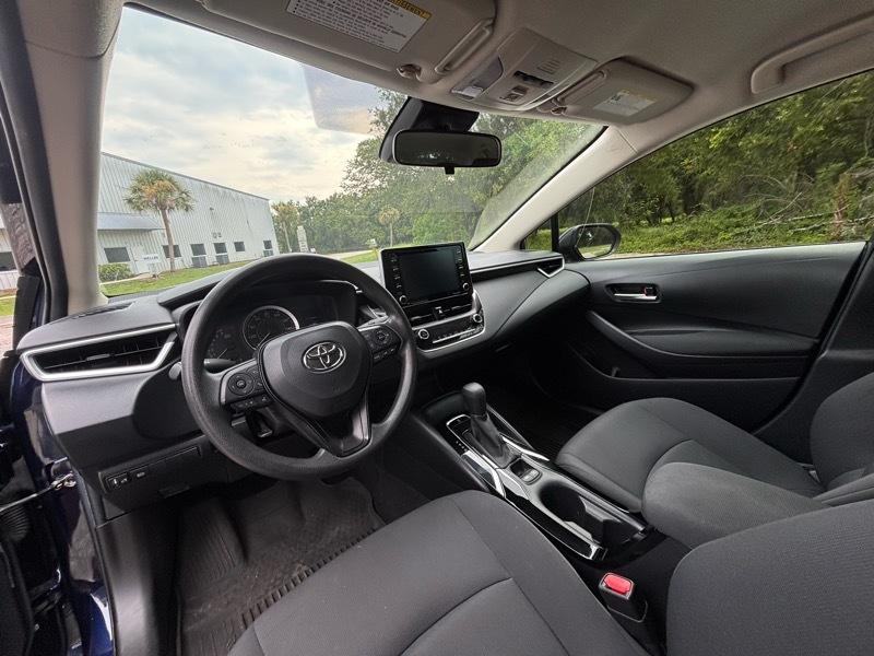 Toyota Corolla LE 2021