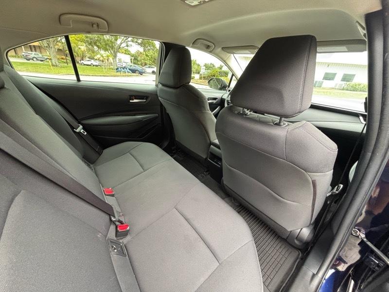 Toyota Corolla LE 2021