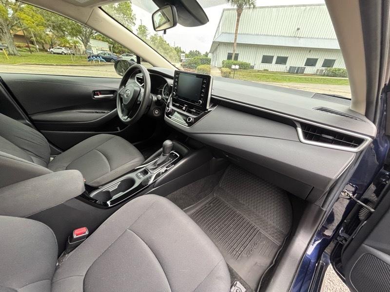 Toyota Corolla LE 2021