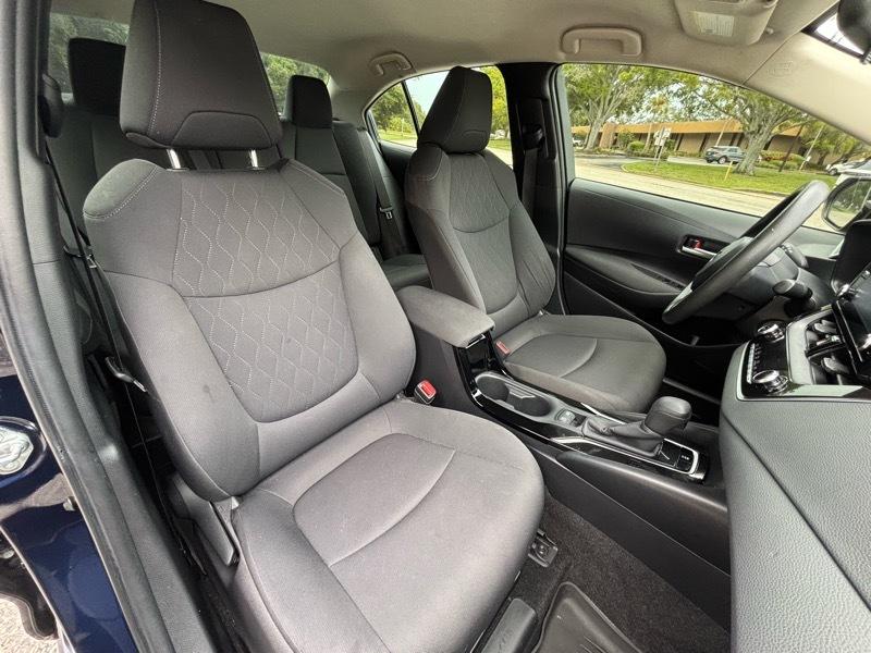 Toyota Corolla LE 2021