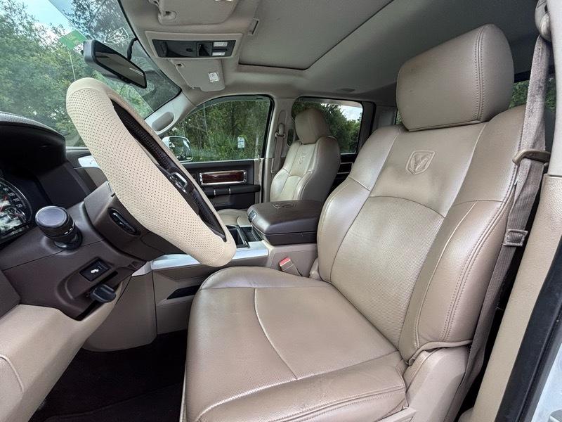 RAM 3500 Laramie Crew Cab LWB 4WD DRW 2010