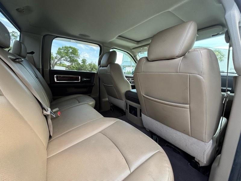 RAM 3500 Laramie Crew Cab LWB 4WD DRW 2010