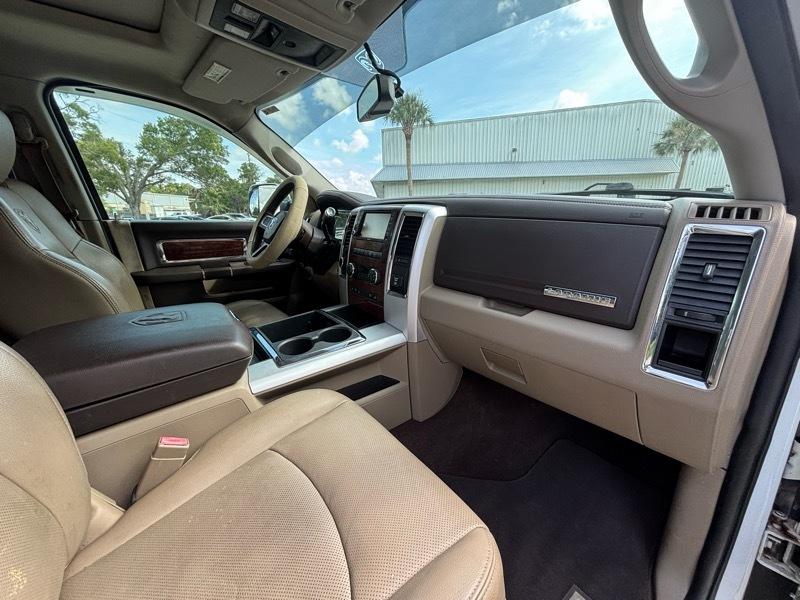 RAM 3500 Laramie Crew Cab LWB 4WD DRW 2010