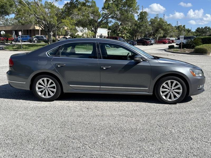 Volkswagen Passat 2.5L SEL Premium 2013