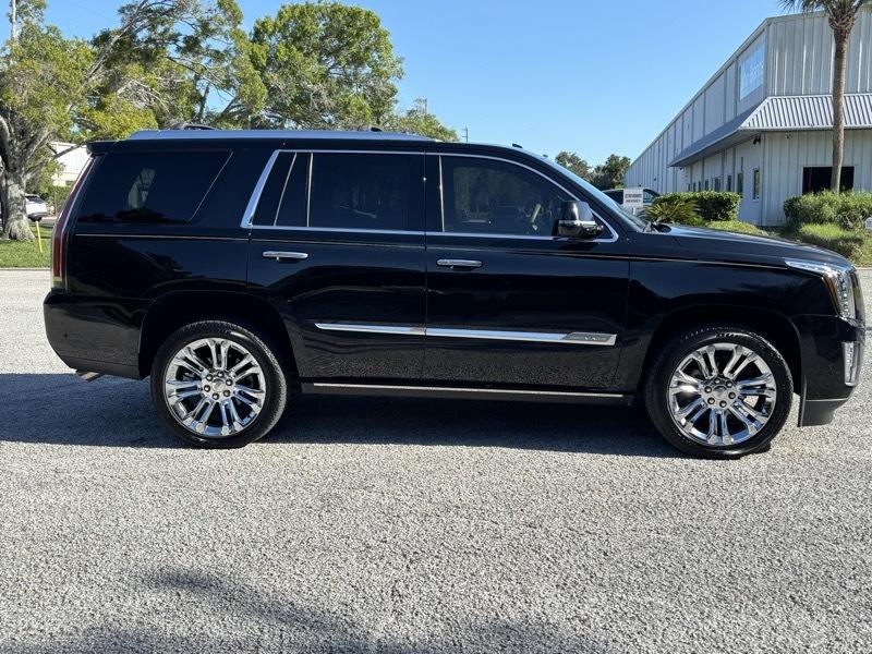 Cadillac Escalade Platinum 4WD 2018