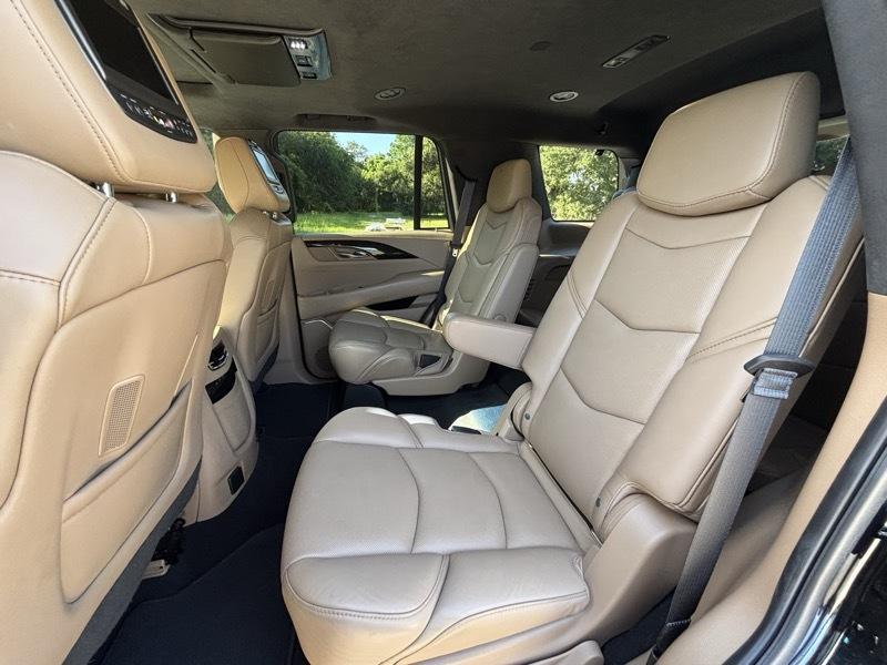 Cadillac Escalade Platinum 4WD 2018