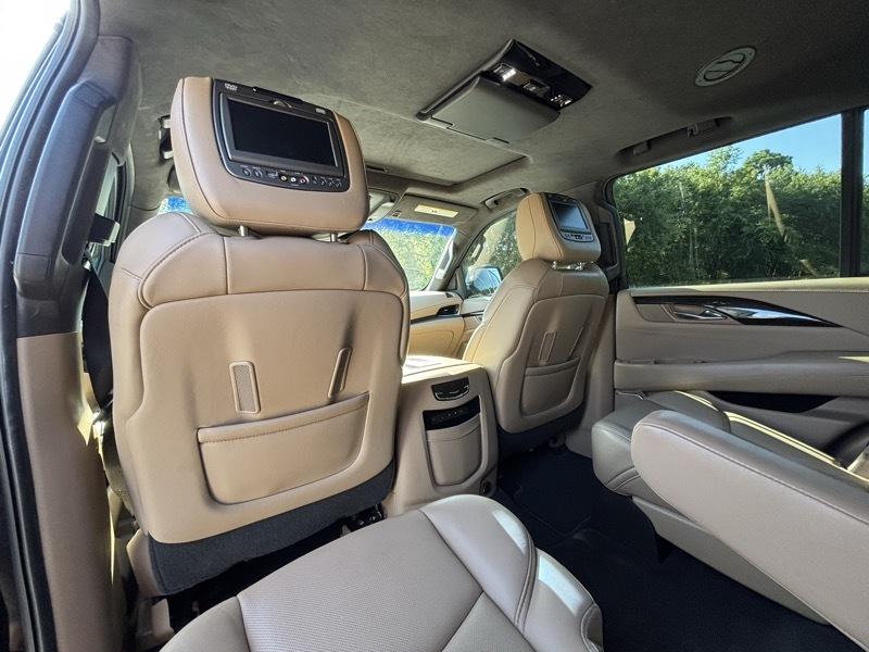 Cadillac Escalade Platinum 4WD 2018