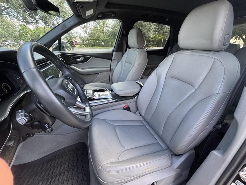 Audi Q7 Premium Plus 55 TFSI quattro 2022