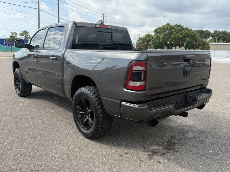 RAM 1500 Big Horn Crew Cab 4WD 2020