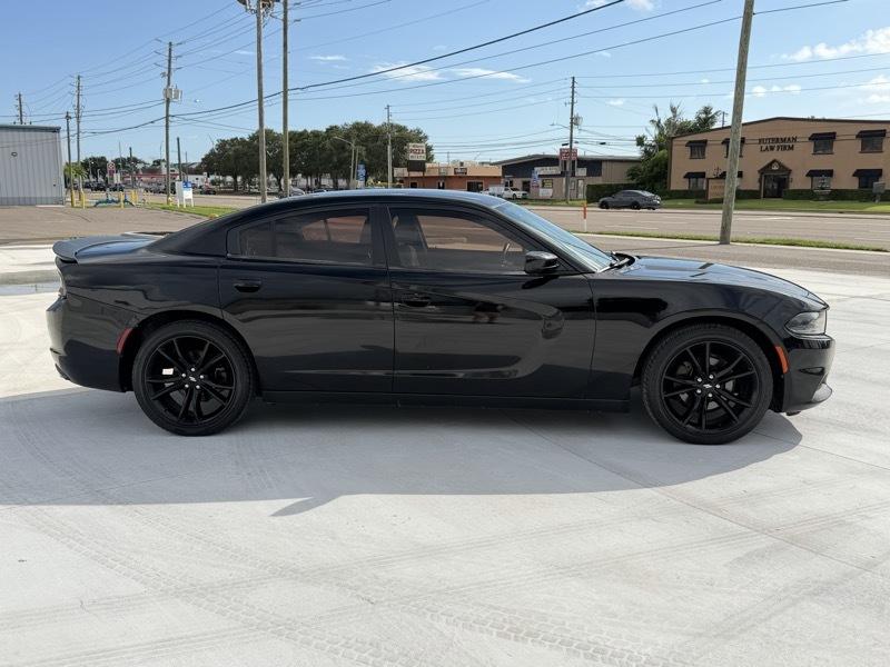 Dodge Charger SXT 2018