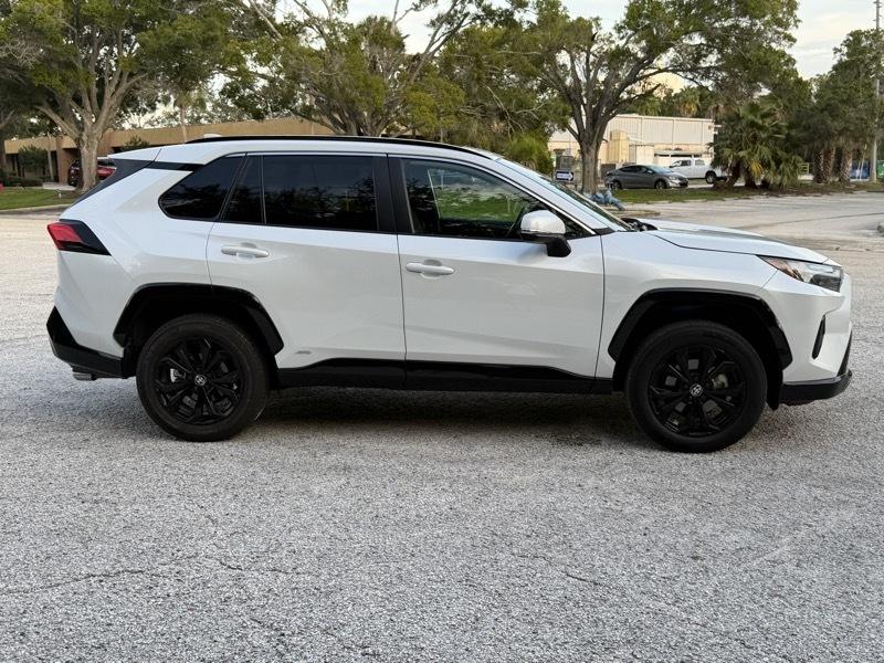 Toyota RAV4 Hybrid SE AWD 2023