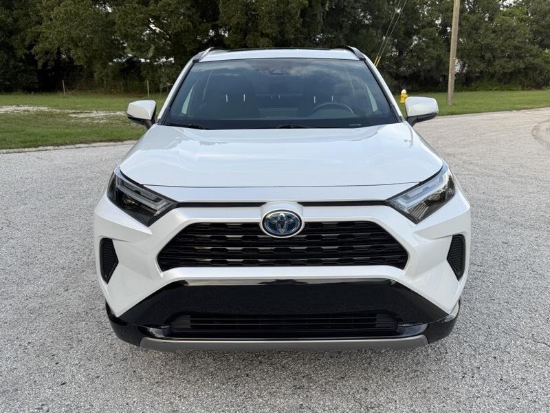 Toyota RAV4 Hybrid SE AWD 2023