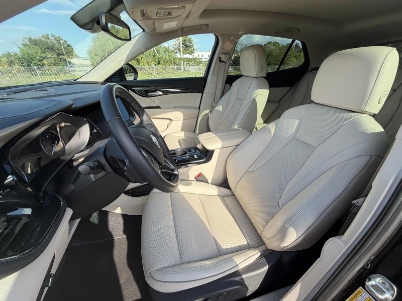 Buick Envision Essence 2021