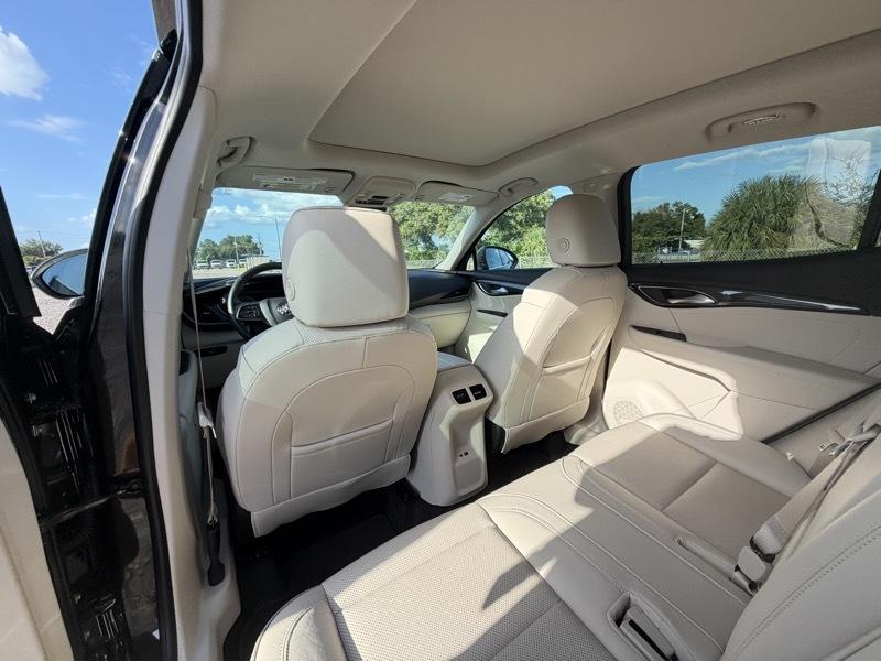 Buick Envision Essence 2021