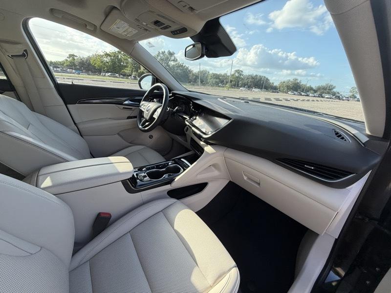 Buick Envision Essence 2021