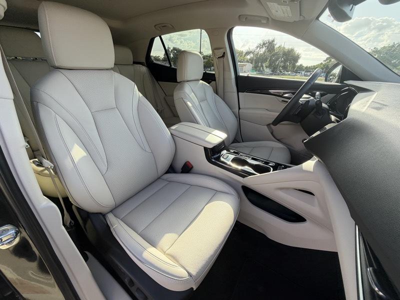 Buick Envision Essence 2021