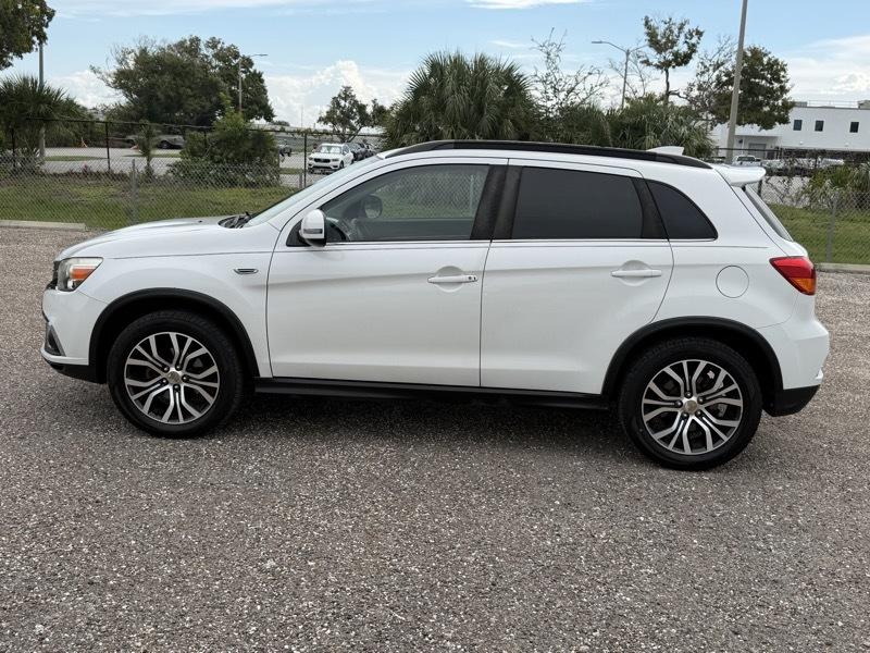 Mitsubishi Outlander Sport  2018