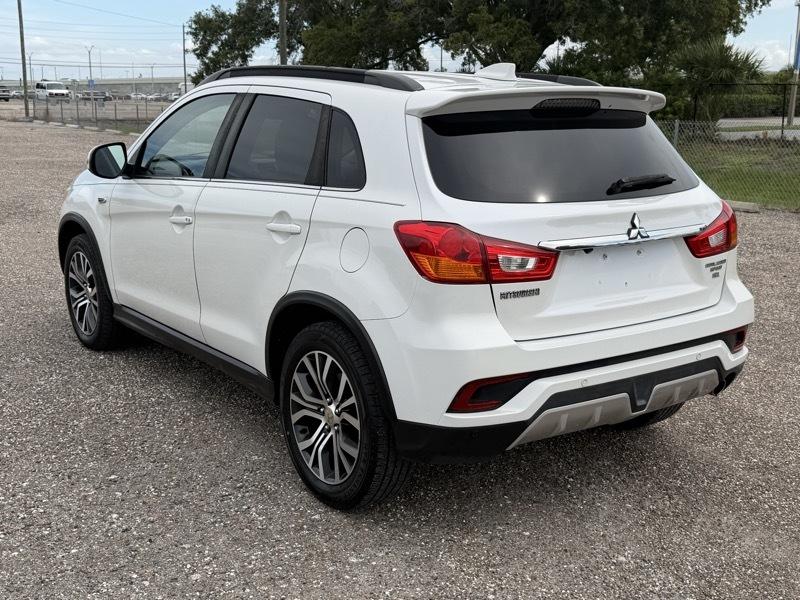 Mitsubishi Outlander Sport  2018