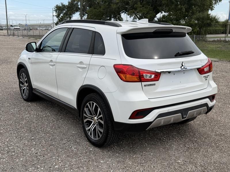 Mitsubishi Outlander Sport  2018