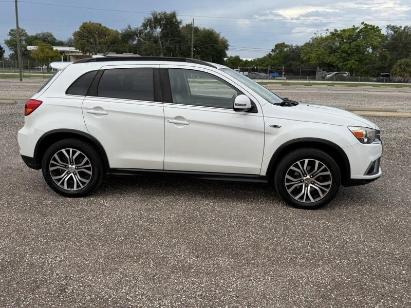 Mitsubishi Outlander Sport  2018