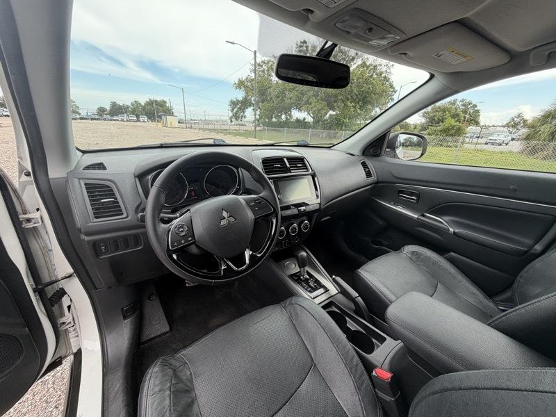 Mitsubishi Outlander Sport  2018