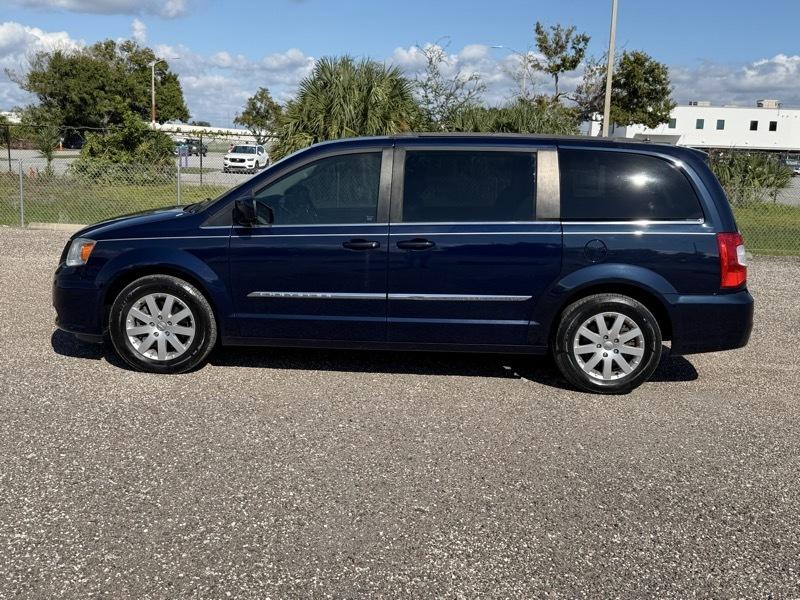Chrysler Town & Country Touring 2016