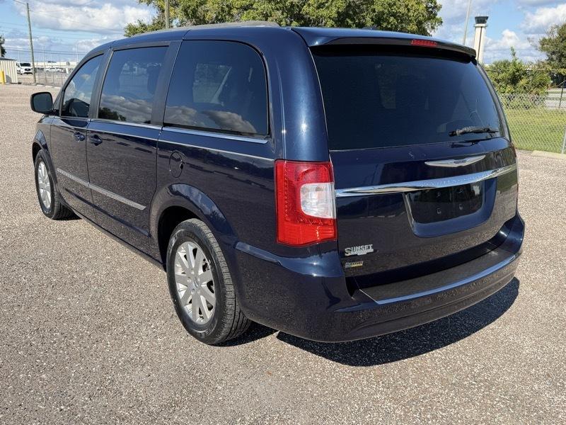 Chrysler Town & Country Touring 2016