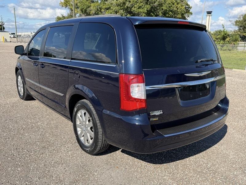 Chrysler Town & Country Touring 2016