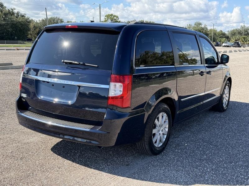 Chrysler Town & Country Touring 2016