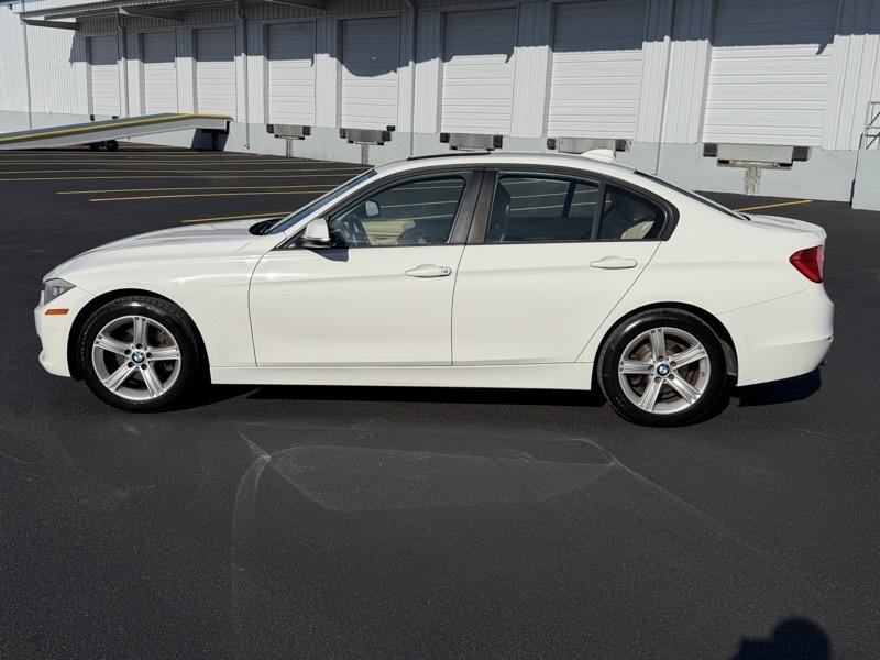 BMW 3-Series 328i Sedan 2015