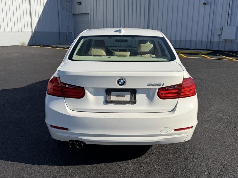 BMW 3-Series 328i Sedan 2015