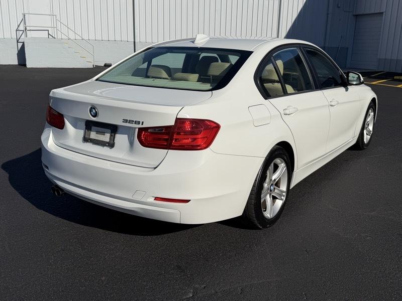 BMW 3-Series 328i Sedan 2015