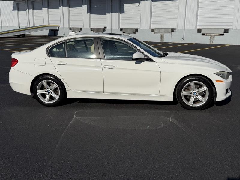 BMW 3-Series 328i Sedan 2015