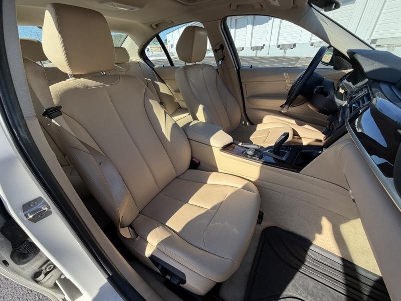 BMW 3-Series 328i Sedan 2015